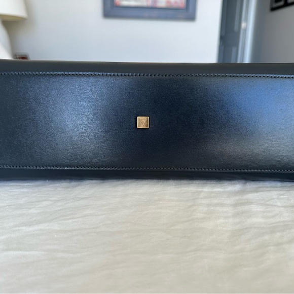 Saint Laurent Manhattan leather medium tote
Worn a few times, like new! - Picture 5 of 8